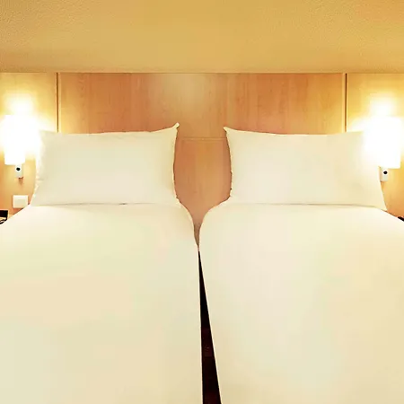 Hotel Ibis Centre Tour Bretagne Nantes