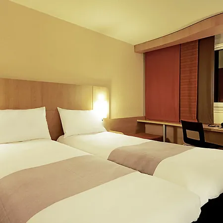Ibis Centre Tour Bretagne Hotel