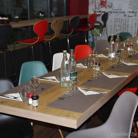 Hotel Ibis Centre Tour Bretagne Nantes