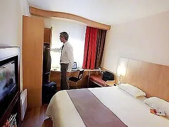 Hotel Ibis Centre Tour Bretagne Nantes
