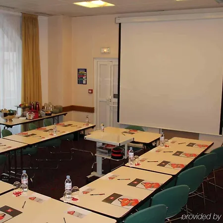 Hotel Ibis Centre Tour Bretagne Nantes